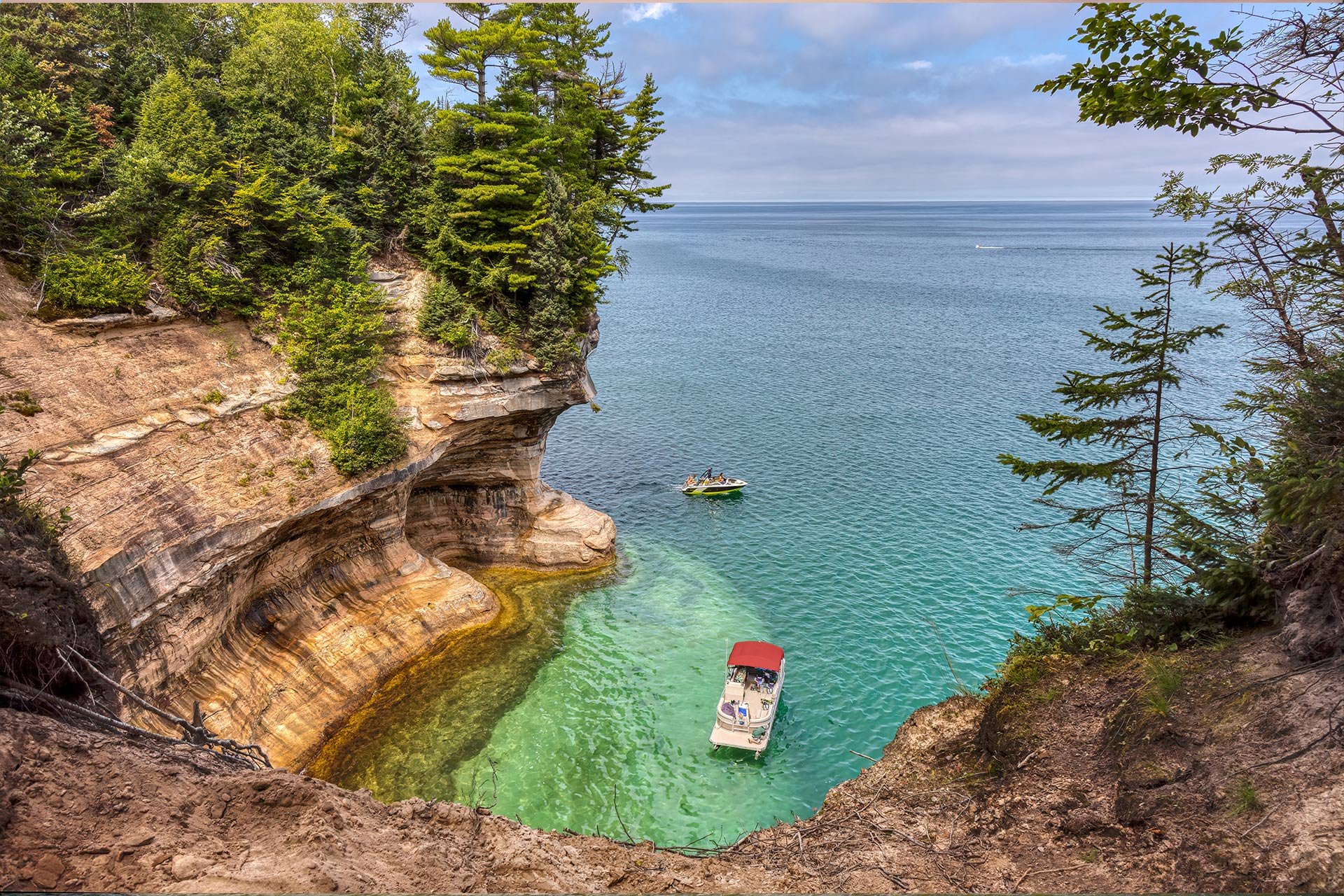 Top Tent Campgrounds in Pictured Rocks National Lakeshore, Michigan