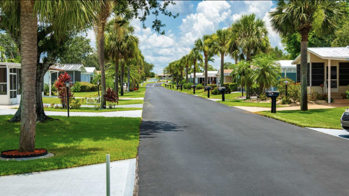 Buttonwood Bay RV Resort (55+) in Sebring, Florida