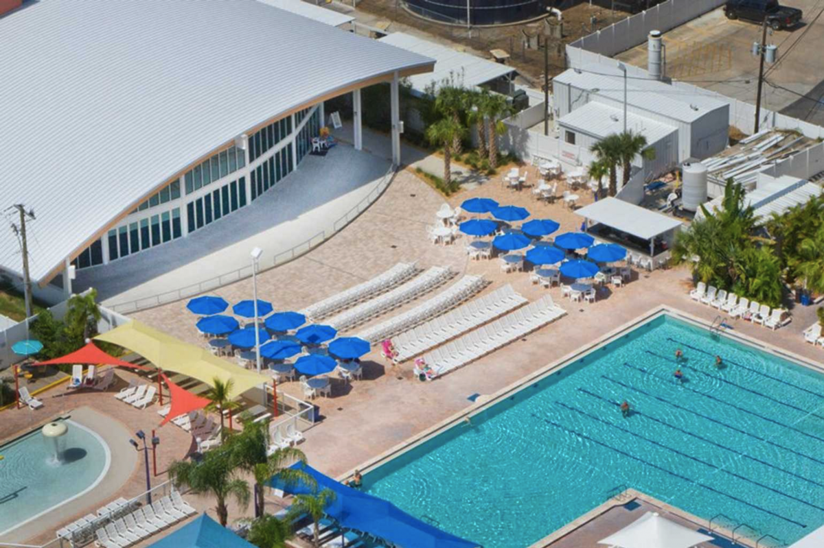 The pool area of Sun-N-Fun RV Resort in Sarasota, Florida