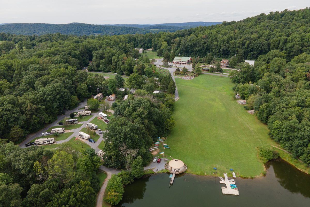 An aerial view of Lake in Wood RV Resort in Narvon, Pennsylvania.