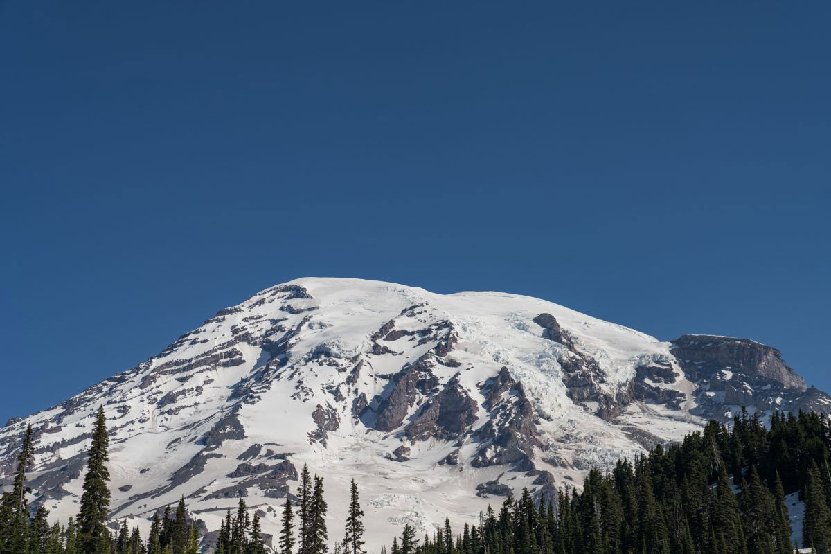 View of Mount Rainier peak 