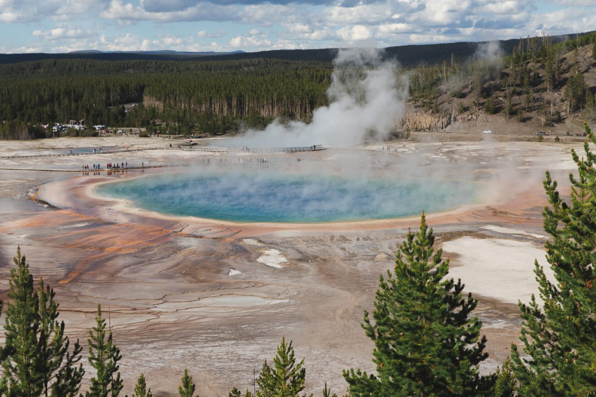 grand prismatic spring in Yellowstone with vapor 