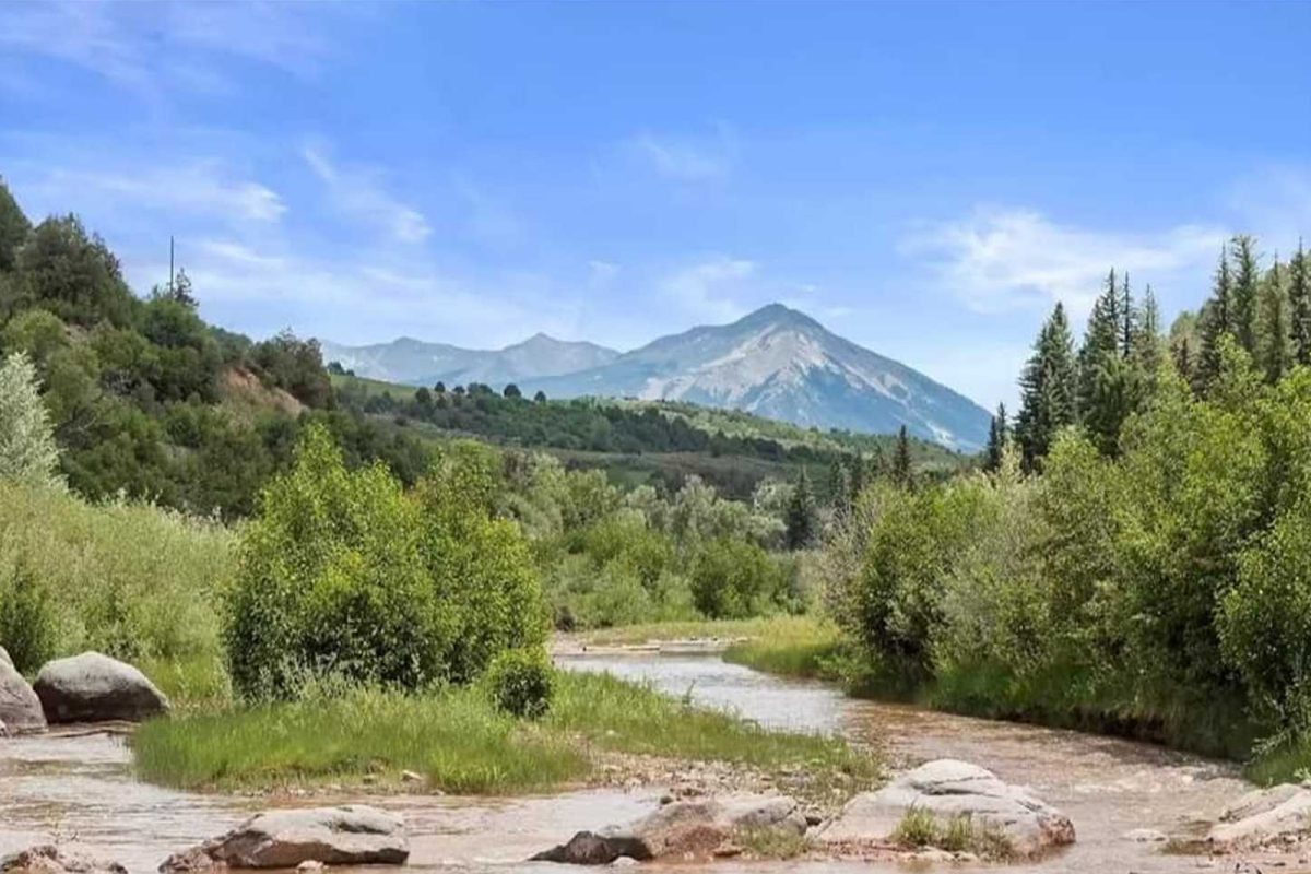 Gunnison River bend with mountain behind