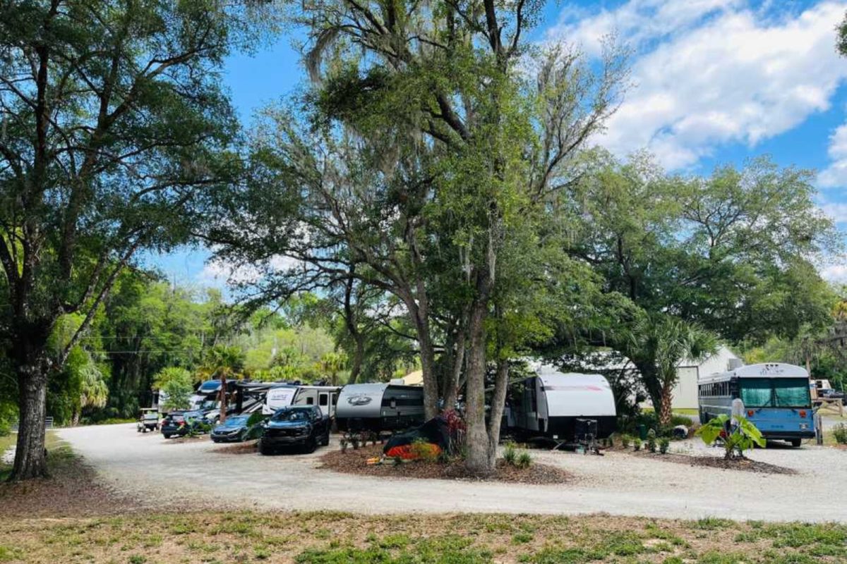 trucks and trailers parked at the Cove Pub Campground