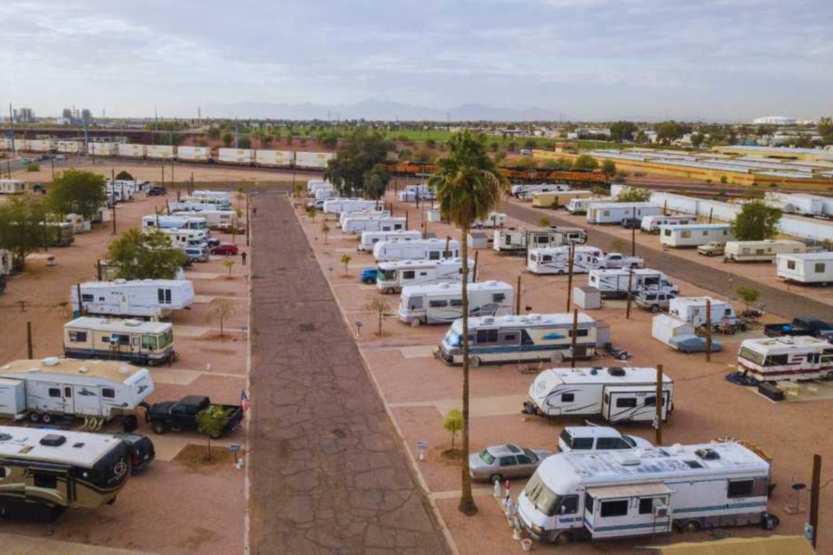 RVs parked at Sundial campground