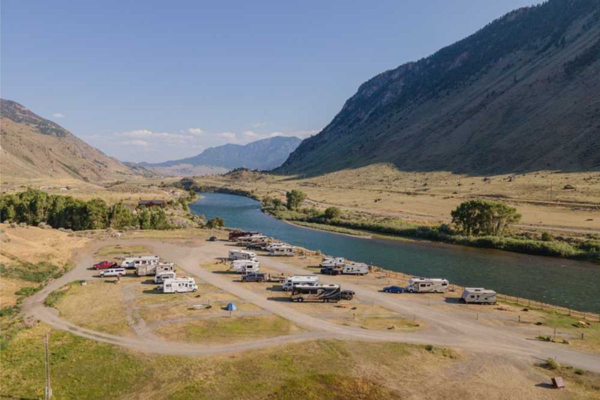 RVs parked at Yellowstone Hot Springs campground, near one of the top camping destinations for 2024