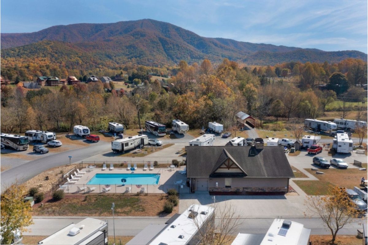 lodge, RVs, and mountains at Cove Creek RV Resorts near Pigeon Forge and Gatlinburg