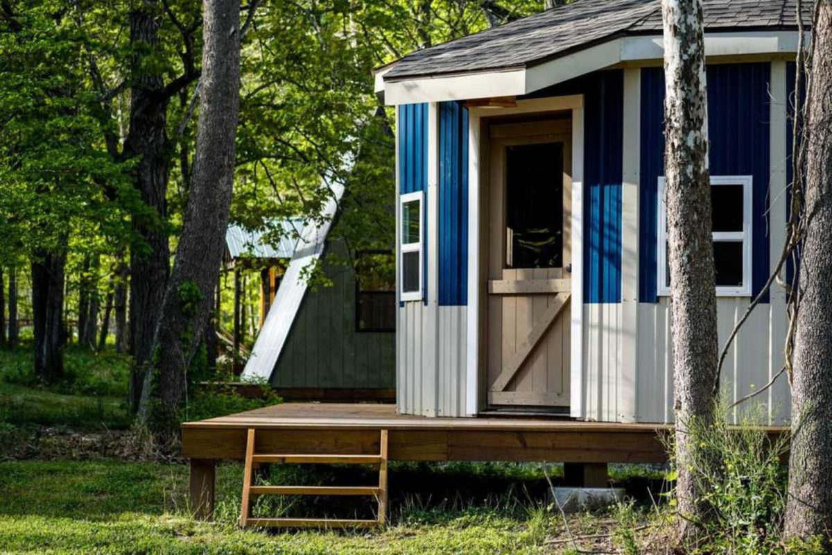 cabin at River's Edge Campground in Bergton, Virginia, trending July Fourth weekend camping destination