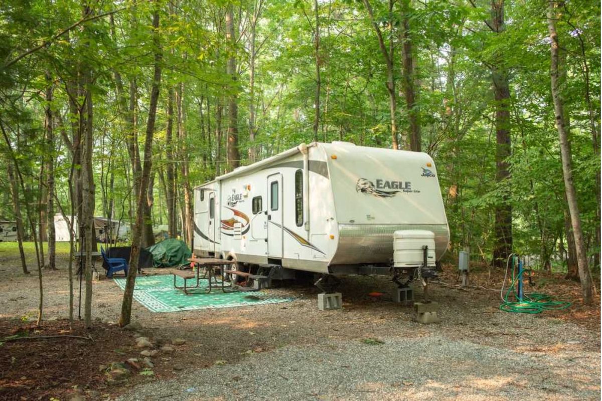 RV parked at Winding River campground for Fourth of July Weekend camping